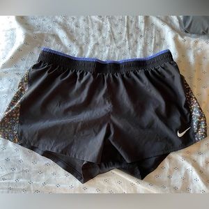 EUC Nike Dri-Fit Shorts 🖤